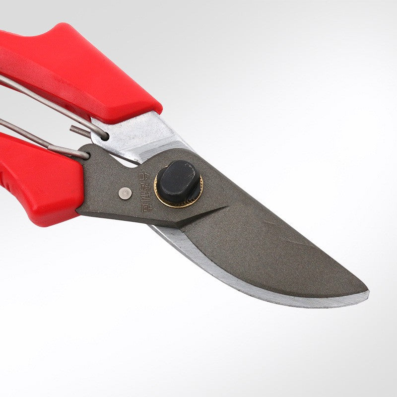 ZenGrow Garden Scissors — safety lock mechanism for secure storage